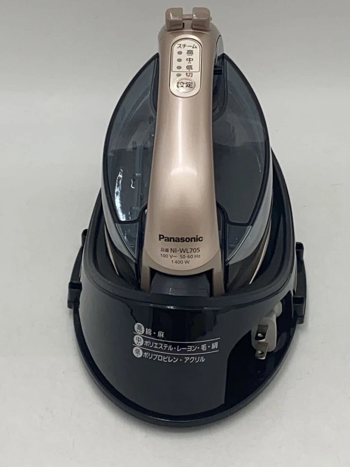 Panasonic Cordless Steam W Head Iron Gold NI-WL705-N - Image 3 of 4