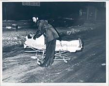 1940 Photo First Aid Victim Winter Fire Rescue Ambulance Vintage 7x9 Press