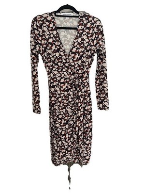 Wickelkleid Von Amazon essentials , Größe S, Blumenmuster, Sehr Guter Zustand