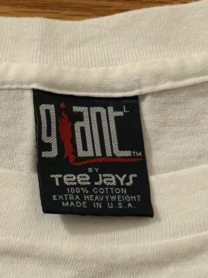 Nirvana Kurt Cobain Child Memorial TShirt Size Large - Image 4 of 4