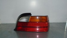 BMW 318is E36 Heckleuchte Komplett R 29548012