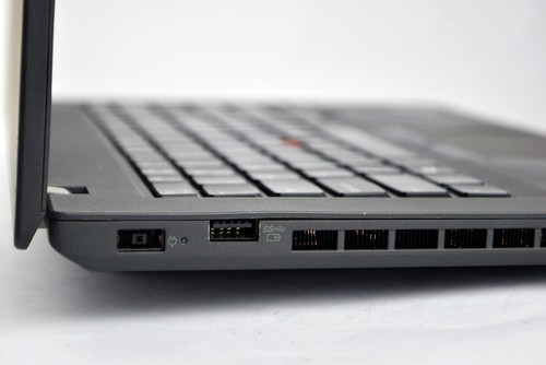 14" Lenovo ThinkPad i7 7th Gen - 16GB Ram 256GB NVMe | Win 10 | Sale | Case Worn - Picture 18 of 24