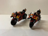 Red Bull Ktm Racing Team 2021, #33 Binder + #88 Oliveira Moto Gp, Maisto 1:18