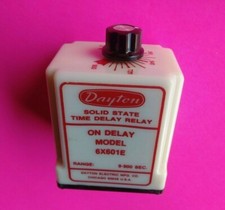 Dayton  Solid State Time Delay Relay 6X601E Range 9-900 Sec * NOS