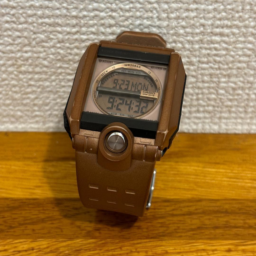 美品 CASIO G-SHOCK G-8100A ブラウン レトロ スクエア型 - 時計 美品 CASIO G-SHOCK G-8100A ブラウン レトロ スクエア型 - 時計