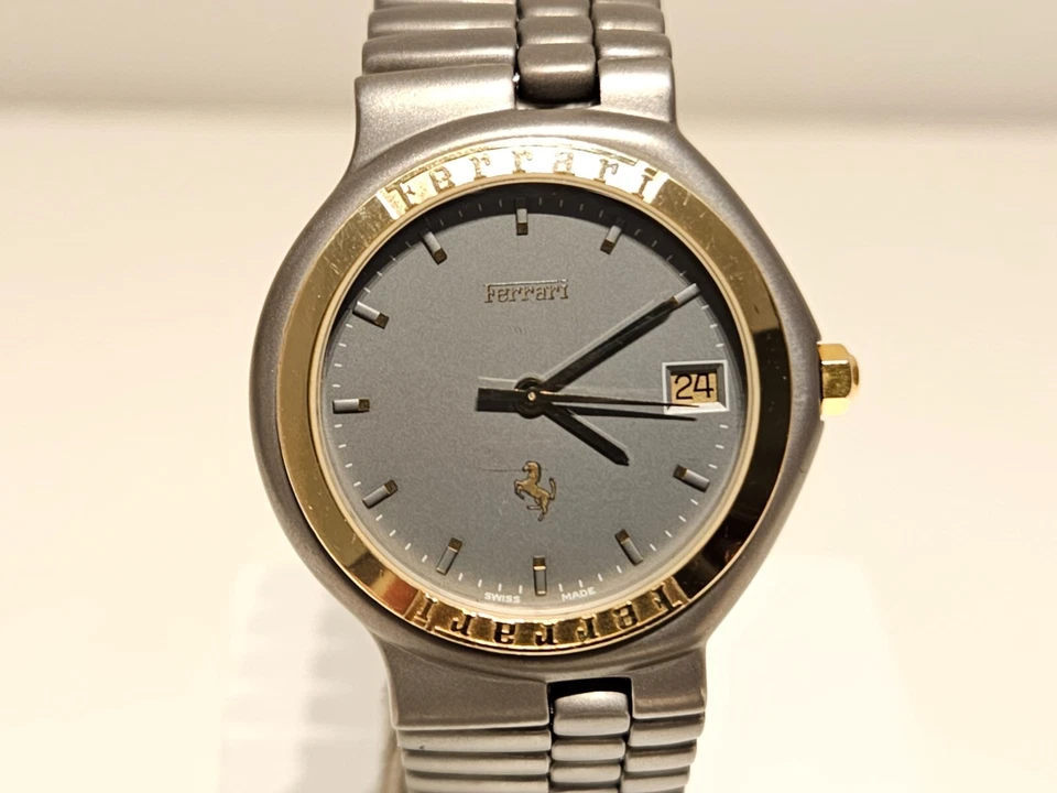 RELOJ SUIZO VINTAGE DE TITANIO Y ORO PUBLICIDAD DE COCHE "FERRARI" CUARZO DAMAS Foto 3 de 4