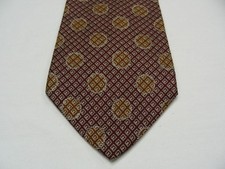 STRUCTURE - GEOMETRIC PATTERNED - VINTAGE - MADE IN USA - 100% SILK NECK TIE!