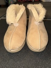 Authentic UGG Slipper Boots Purchased In Australia Size 7 Women’s