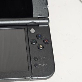 Nintendo New 3DS XL Gray Black w/ Charger