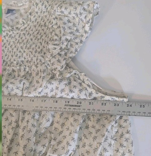 Old Navy flutter sleeve smocked pintucked blouse gold accents 3x - 第 4/10 張圖片
