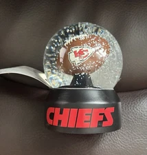 Kansas City (KC) Chiefs Snow Globe FOCO original tag