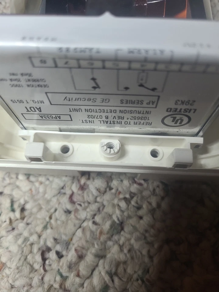 2 detectores de movimiento GE AP633A usados. Unidad de detección de intrusiones. 12 voltios Foto 2 de 4