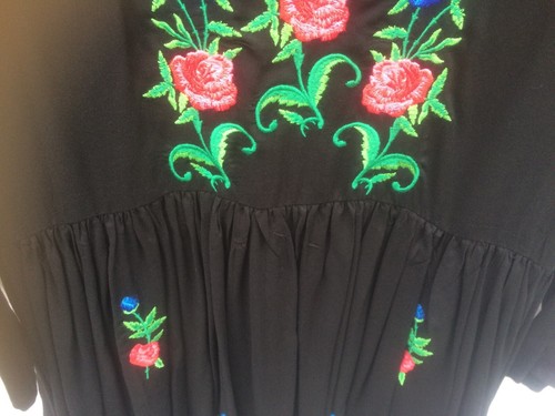 ATMOSPHERE BLACK EMBROIDERED LONG SLEEVED SHORT DRESS/TUNIC SIZE 6 - Picture 3 of 5