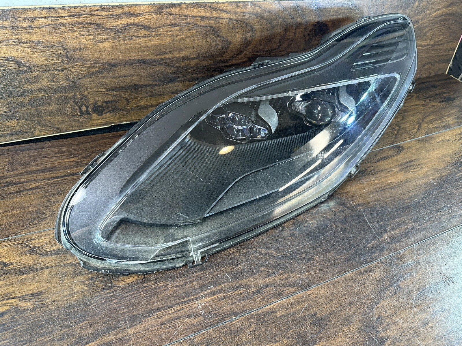 2017-2022 ASTON MARTIN DB11 LEFT SIDE HEADLIGHT LED OEM‼️ONLY FOR PARTS‼️