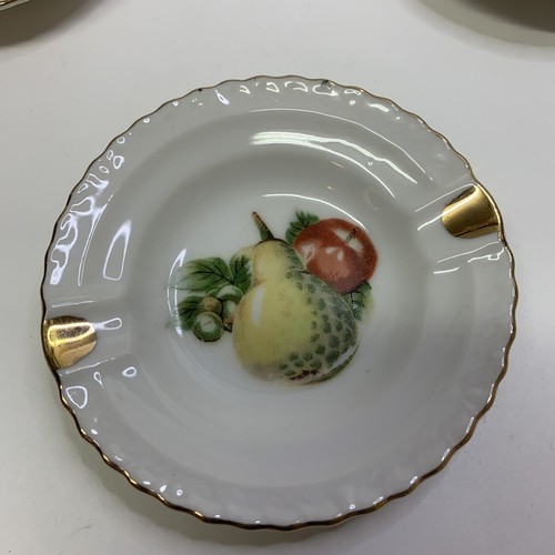 Ashtray Set of 5 Vintage Porcelain Fruit Gold Edged 2 Rests Pear Pineapple Apple - Picture 5 of 12