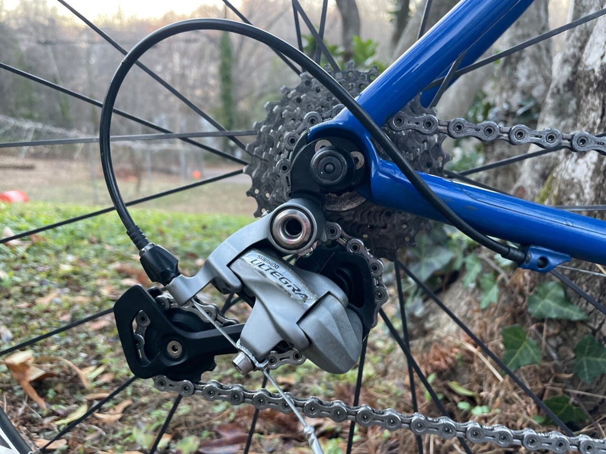 GIANT OCR COMPOSITE 2 ROAD BIKE, SIZE MED, CARBON COMPOSITE GIANT OCR COMPOSITE 2 ROAD BIKE, SIZE MED, CARBON COMPOSITE