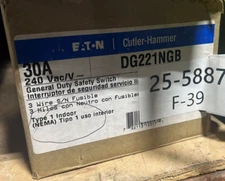 Eaton Cutler-Hammer DG221NGB Fusible Safety Switch 240VAC30A 2P 3W NEMA 1