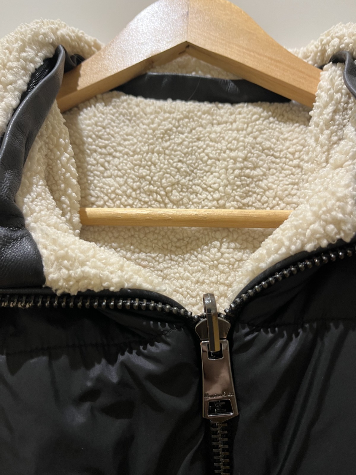 MASSIMO DUTTI REVERSIBLE BLACK PUFFER SHEARLING STYLE JACKET PARKER - SOLD OUT image 3