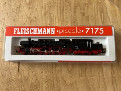 Fleischmann N 7175 Loco w Dog House Tender