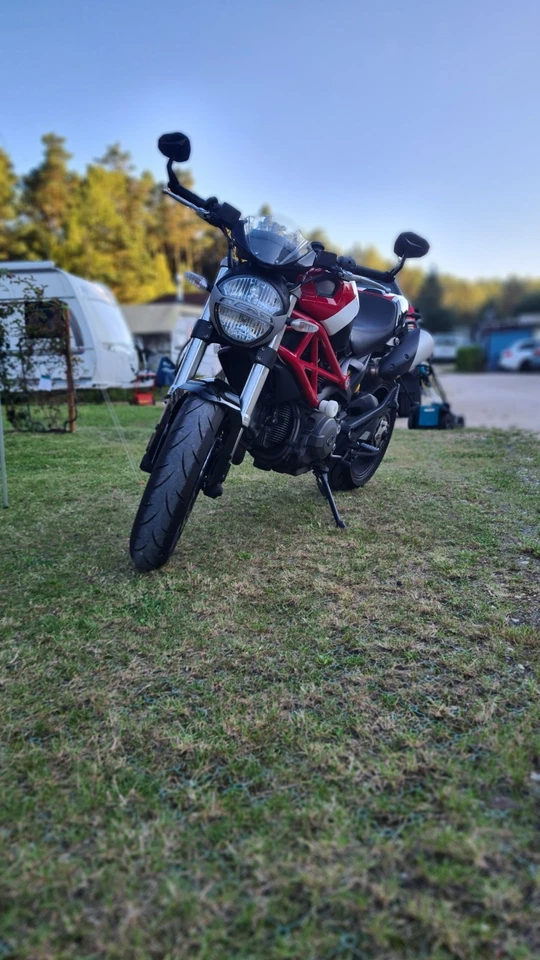 Ducati Monster 796 ABS - Bild 4 von 4