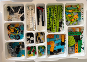 LEGO Education WeDo 2.0 Core Set 45300 &ndash; Robotics STEM &ndash; Barely Used