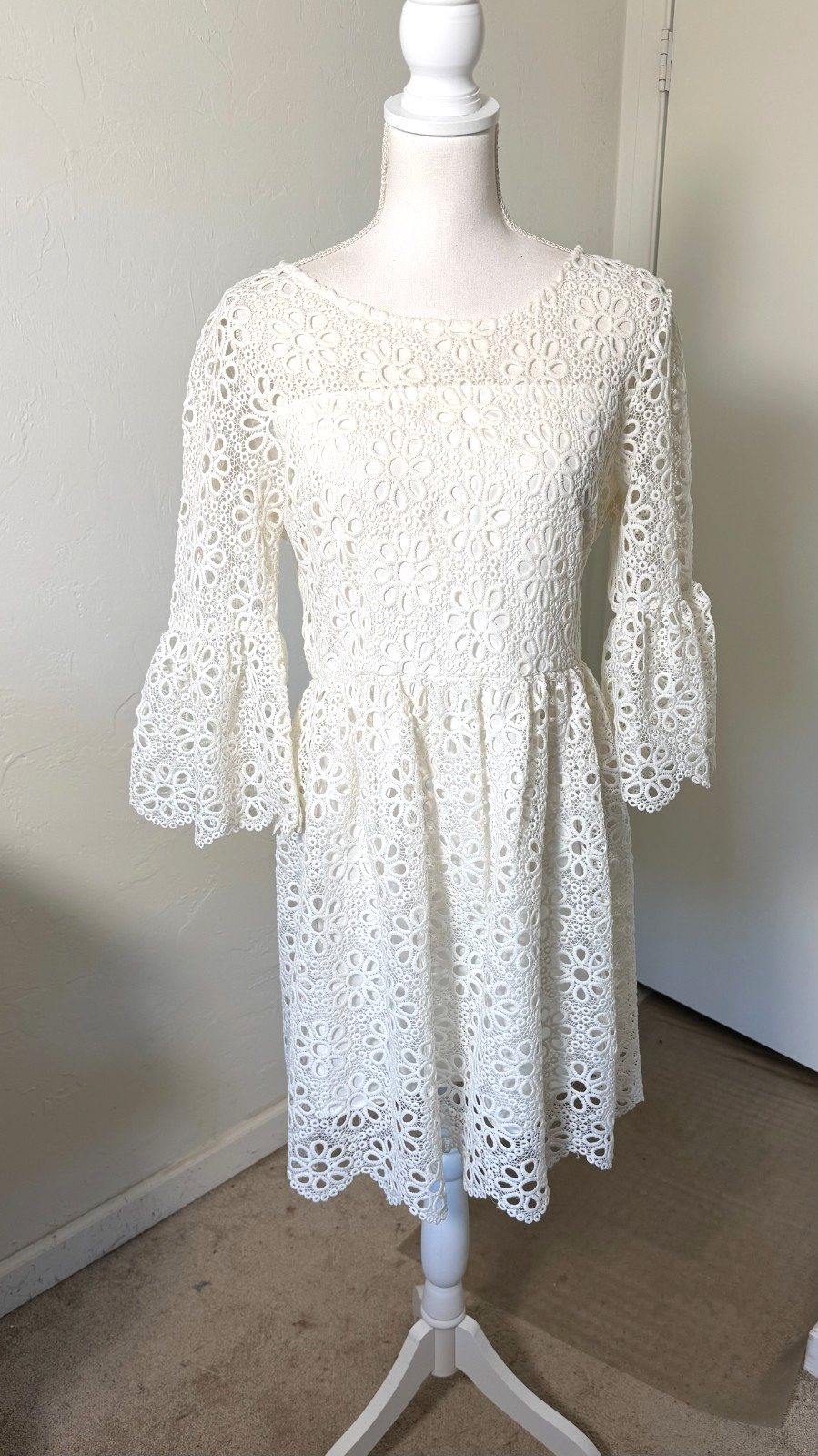 Womens lace dress Jack by BB Dakota styled like a 60's dress bell sleeves
