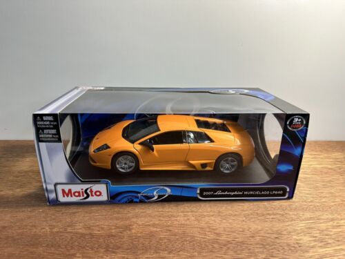 Maisto 2007 Lamborghini Murcielago LP640 - 1:18 Scale Diecast Model Car - Picture 11 of 15
