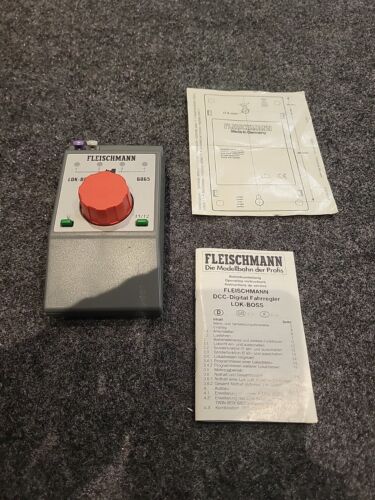 FLEISCHMANN 6865 LOK BOSS DIGITAL CONTROLLER WITH POWER SUPPLY - 第 1/8 張圖片