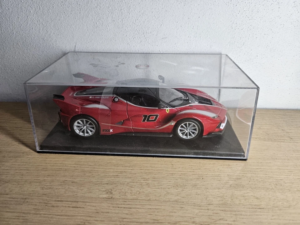 Modellino auto Ferrari FXX K - 2014 scala 1:24 Bburago - Immagine 3 di 4