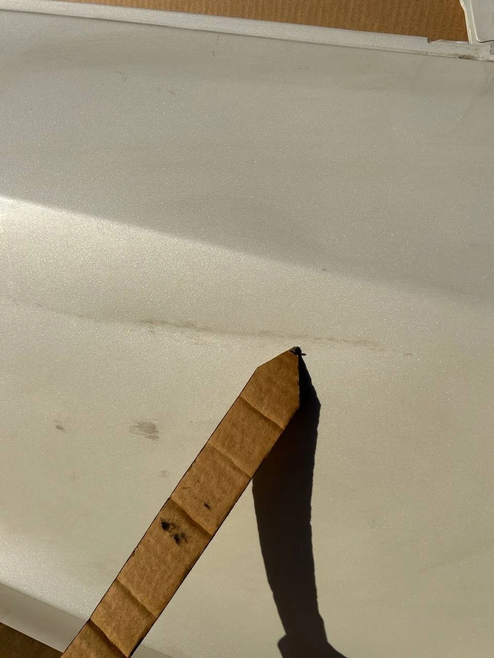 17-23 特斯拉 Model 3 右前乘客侧门外壳 1090612 带划痕 — 第 3/4 张图片