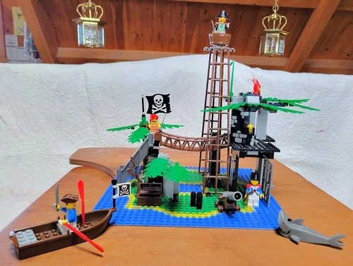 Vintage 1989 LEGO Pirates Forbidden Island Set 6270, MISSING PIECES