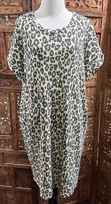 NWT Women's IWOLLENCE Soft Waffle Knit Animal Print Dress with Pockets Size XL
