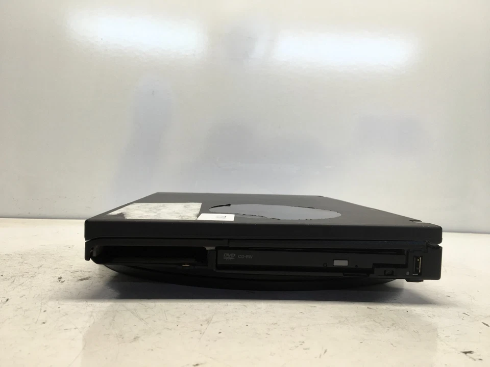 Lenovo ThinkPad R61 Intel Core 2 Duo T7100 1,8 GHz 1 GB SIN DISCO DURO Foto 4 de 4