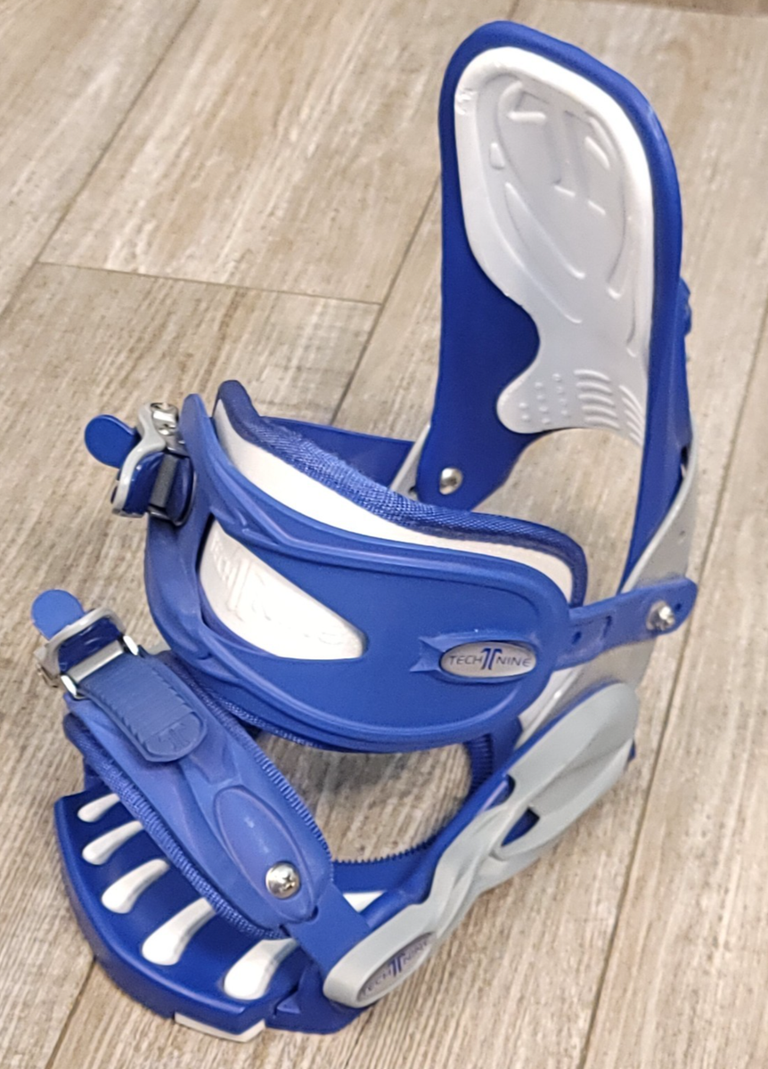 TechNine Blue Right M snowboard binding Only FOR PARTS NO DISC OR