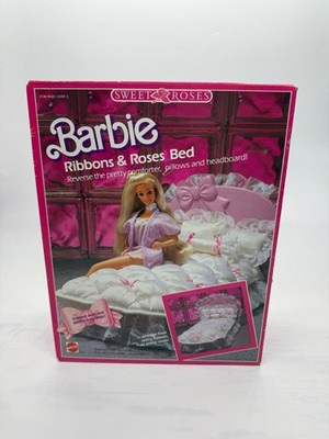Barbie 1990, Ribbons & Roses Bed Made in Mexico NRFB 