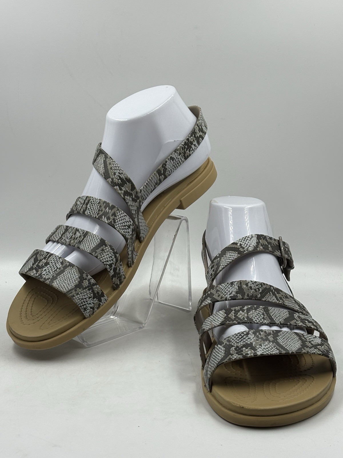 Women's Size 11 Crocs Tulum Snake Print Strappy Sandals image 3