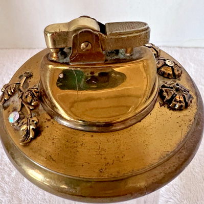 desk cigarette lighter Gold Tone Desk Cigarette Cigar Lighter Ornate Nice, art deco READ