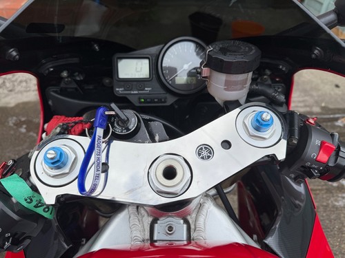Yamaha YZF R1 4XV W Reg - Picture 14 of 22
