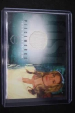 Lost Season 3 Inkworks Pieceworks Card PW-4 Elizabeth Mitchell Juliet Burke