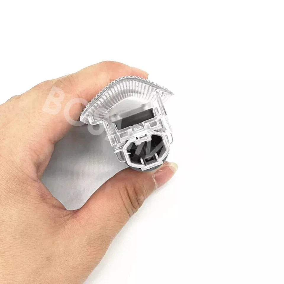 Luz de cortesía LED para puerta lateral apta para Lexus IS250 IS300 IS350 LS460 81230-06040 Foto 4 de 4