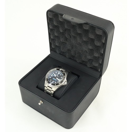 Steinhart Ocean Titanium 500 Premium 42mm Swiss Auto Diver Men's Watch 106-0505 - Picture 8 of 9