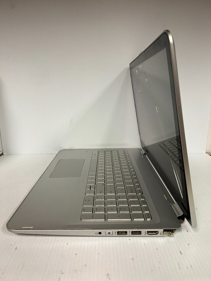Coperchio Posteriore LCD Per HP Envy M6-w103DX – 15,6 Pollici, Colore Argento, Con Webcam E Antenna Wi-Fi (usato)