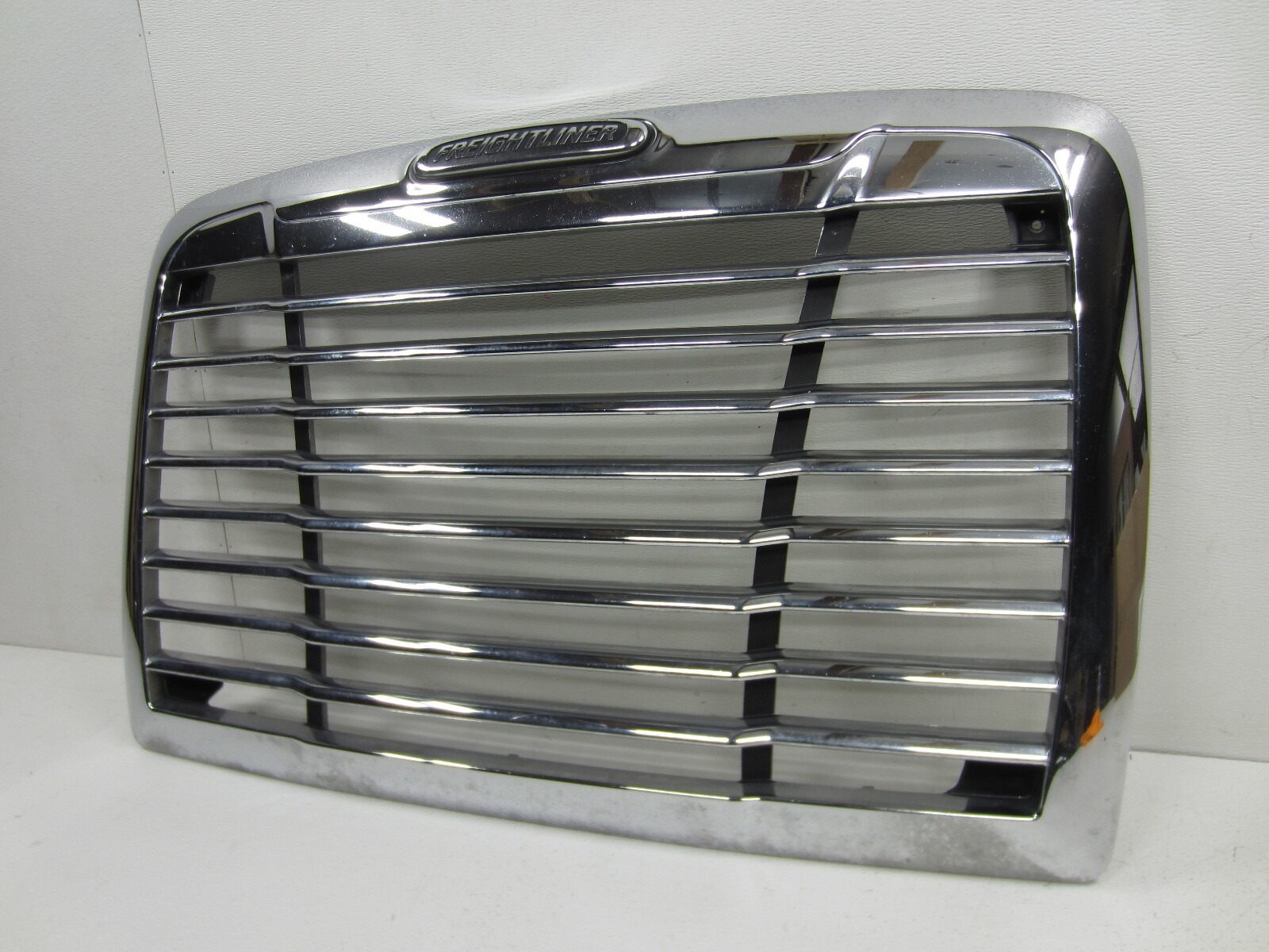 Freightliner Grille Bug Screen CASCADIA Chrome OEM Surplus for 