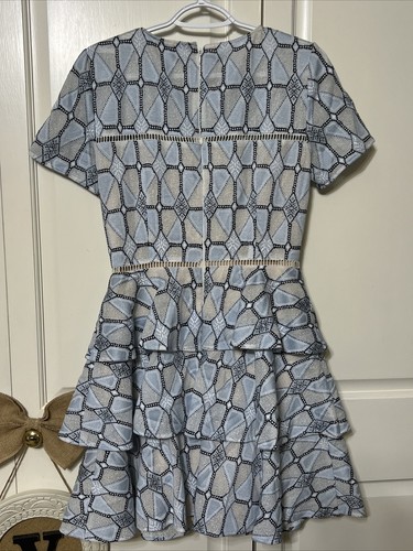 Gianni Bini Ruffled Dress Tiered Zip Back Lined Cut-Outs sz 4 - Picture 5 of 7