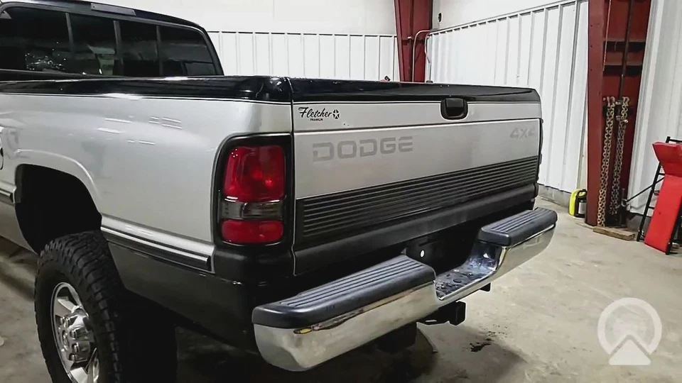 Dodge Ram 15-25-3500 1994-02 negro/plateado-PX8 puerta trasera puerta trasera libre de óxido Foto 2 de 4