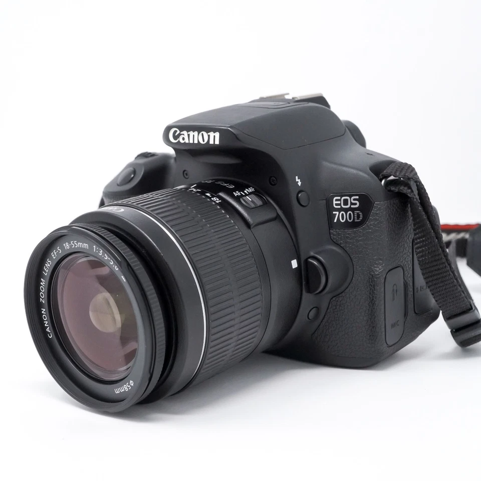 Canon EOS 700D, photo 2 of 5
