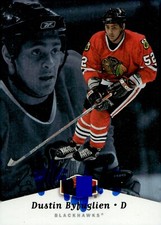 Dustin Byfuglien - Signed 2006-07 Fleer Flair Showcase Rookie Card #26