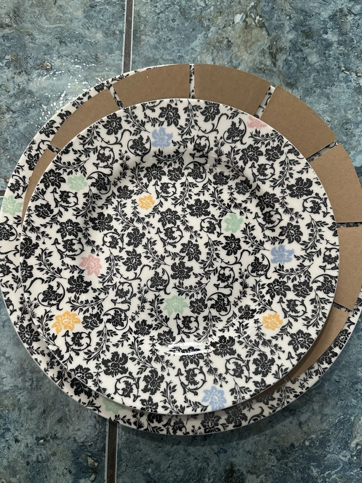 Vajilla Ginebra Martha Stewart 4 piezas  Foto 2 de 4