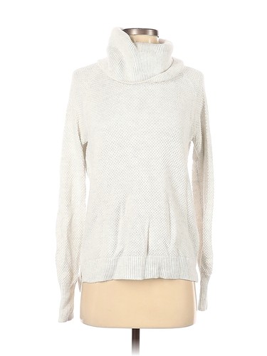 Women White Turtleneck Sweater 