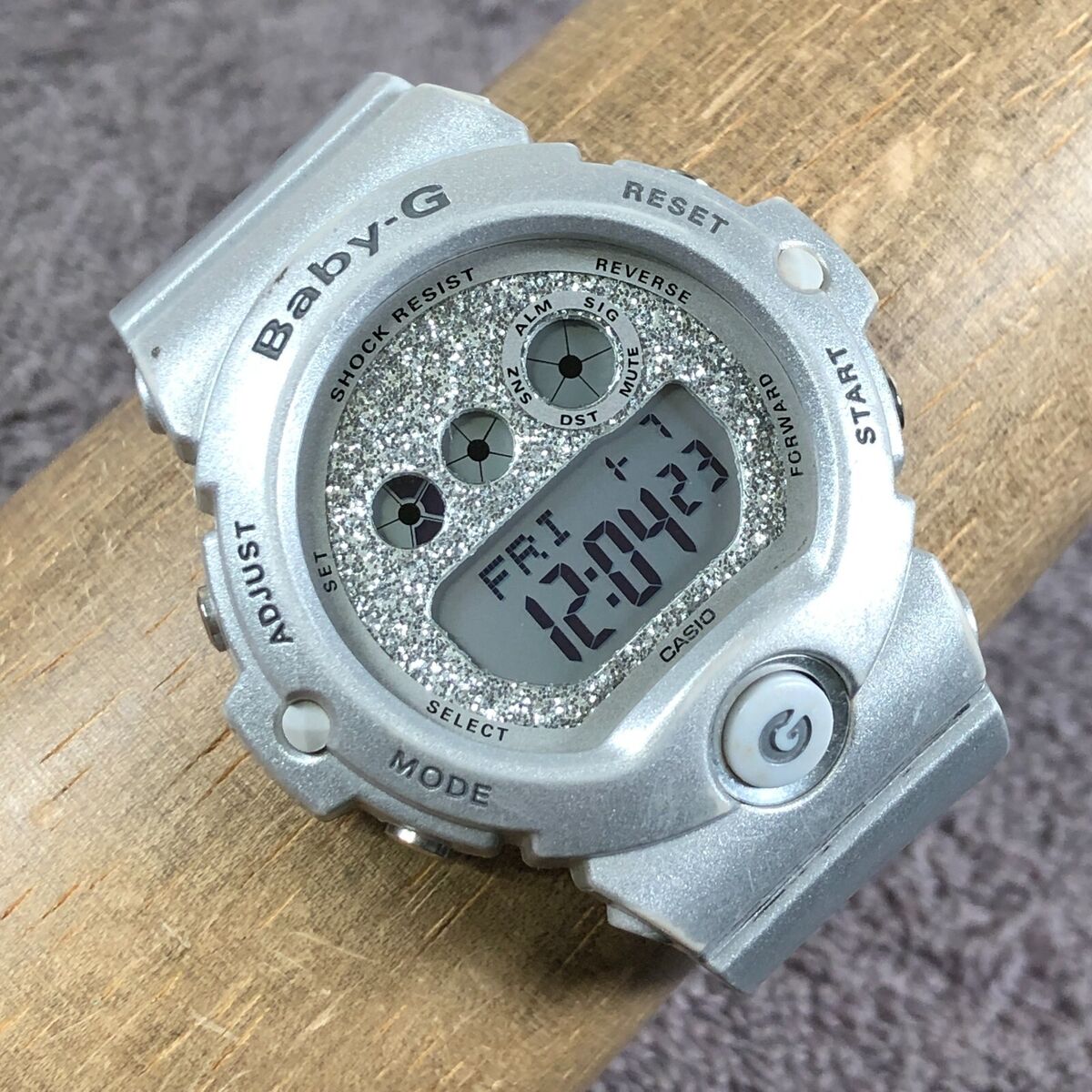 Casio Baby-G Women BG-6900SG Sparkle Silver Dial Quartz Casio Baby-G Women BG-6900SG Sparkle Silver Dial Quartz